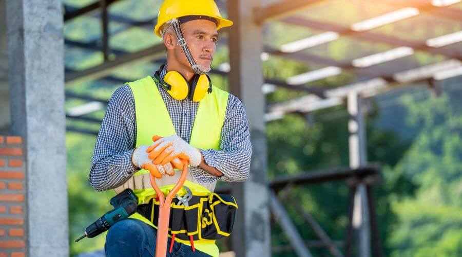 Professional gutter cleaning in Silverdale, WA